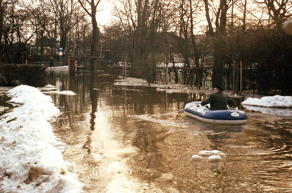 Überschwemmung auf Burg Blomedal, Bremen, 1979